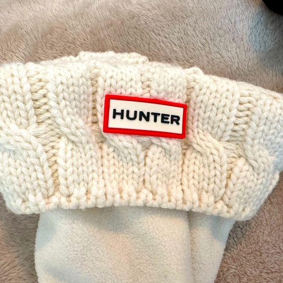 2 pairs Hunter Women's Welly Socks, Tall - size L - Black and Cream (cable knit) - Picture 2 of 3